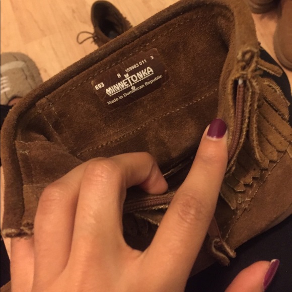 Minnetonka fringe booties - Picture 3 of 3